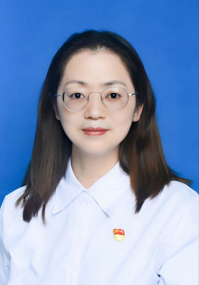 郑小芳.jpg